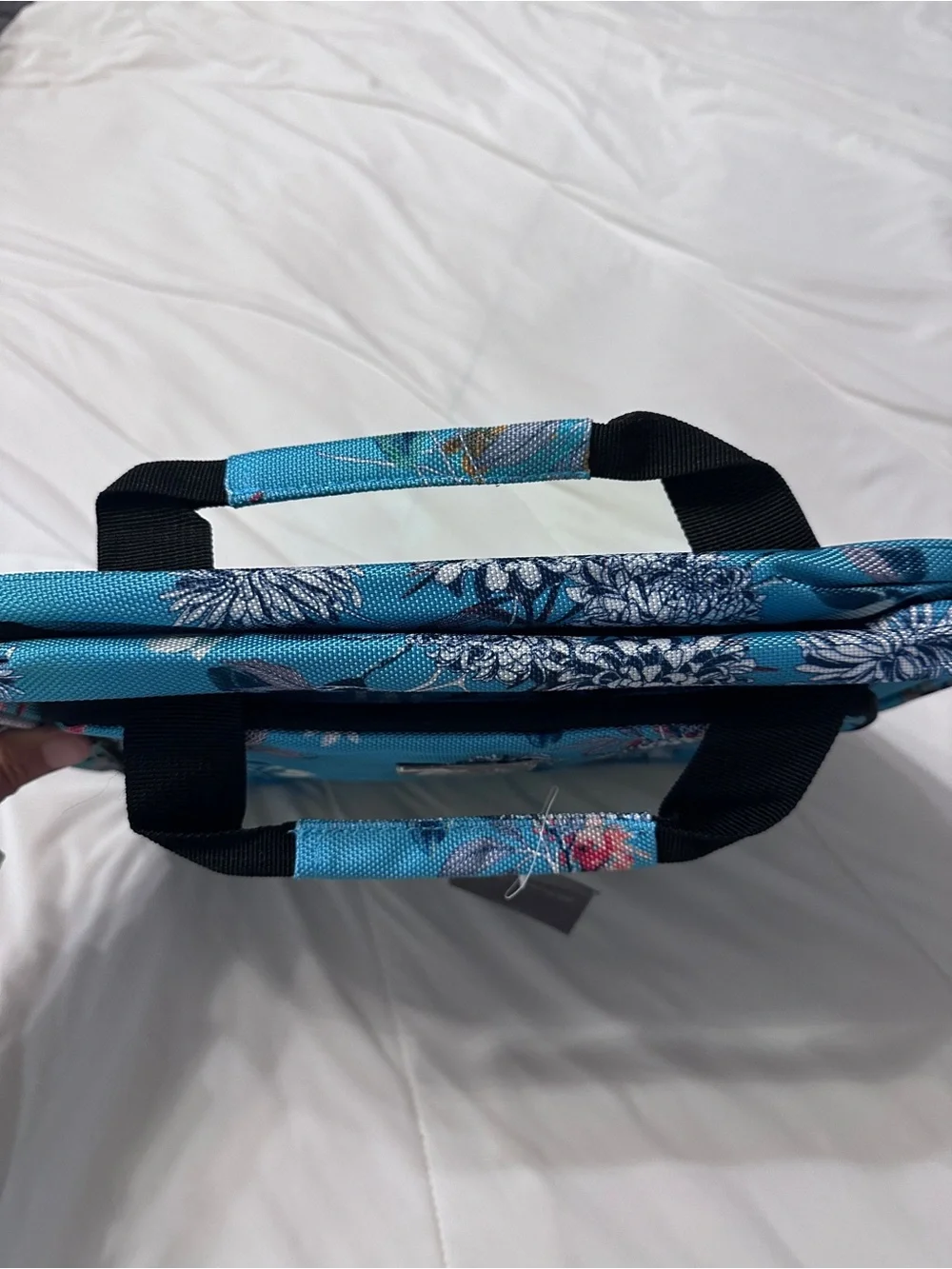 Bang & Carsen Large Hanging Travel Organizer Bag - Turquoise Flowers Prin